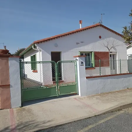 Villa Maison Attenant Equipe De Plain Pied Climatise 6crsud