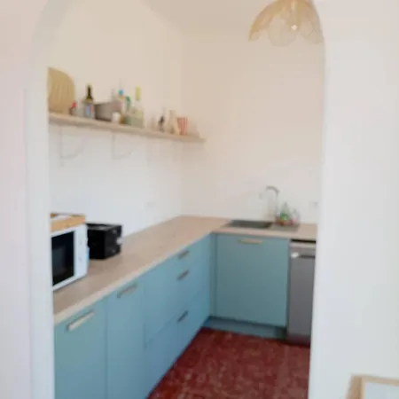 Maison Attenant Equipe De Plain Pied Climatise 6crsud Villa