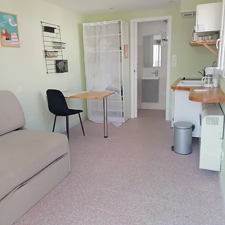 Maison Attenant Equipe De Plain Pied Climatise 6crsud *
